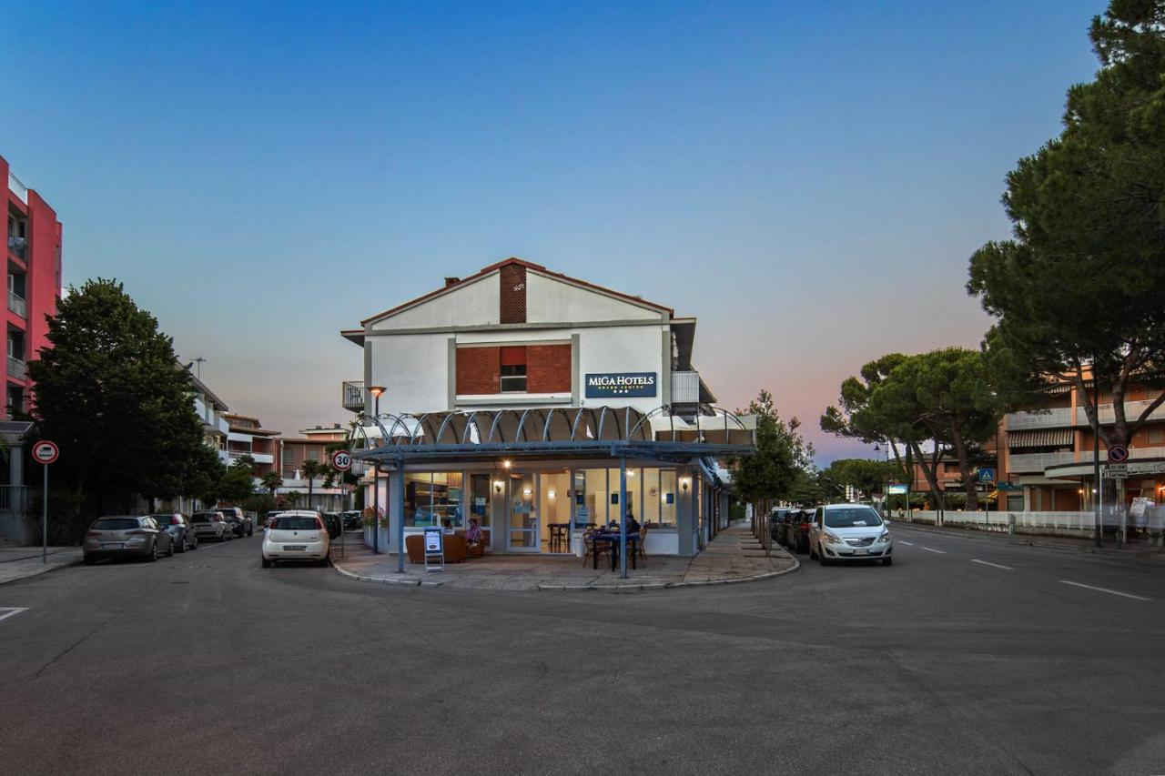 Miga Hotel Grado Centro Buitenkant foto